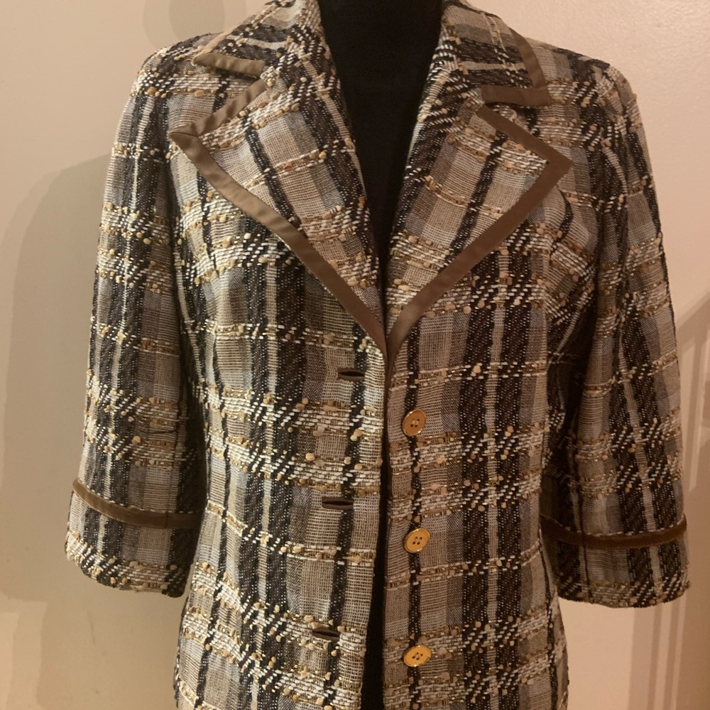 Jacket - Picture 2 of 3